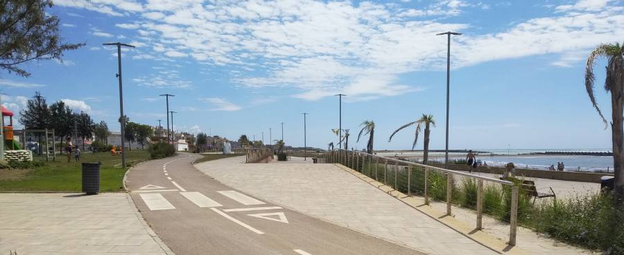 Brisa marina i espectacles a la llum de la lluna