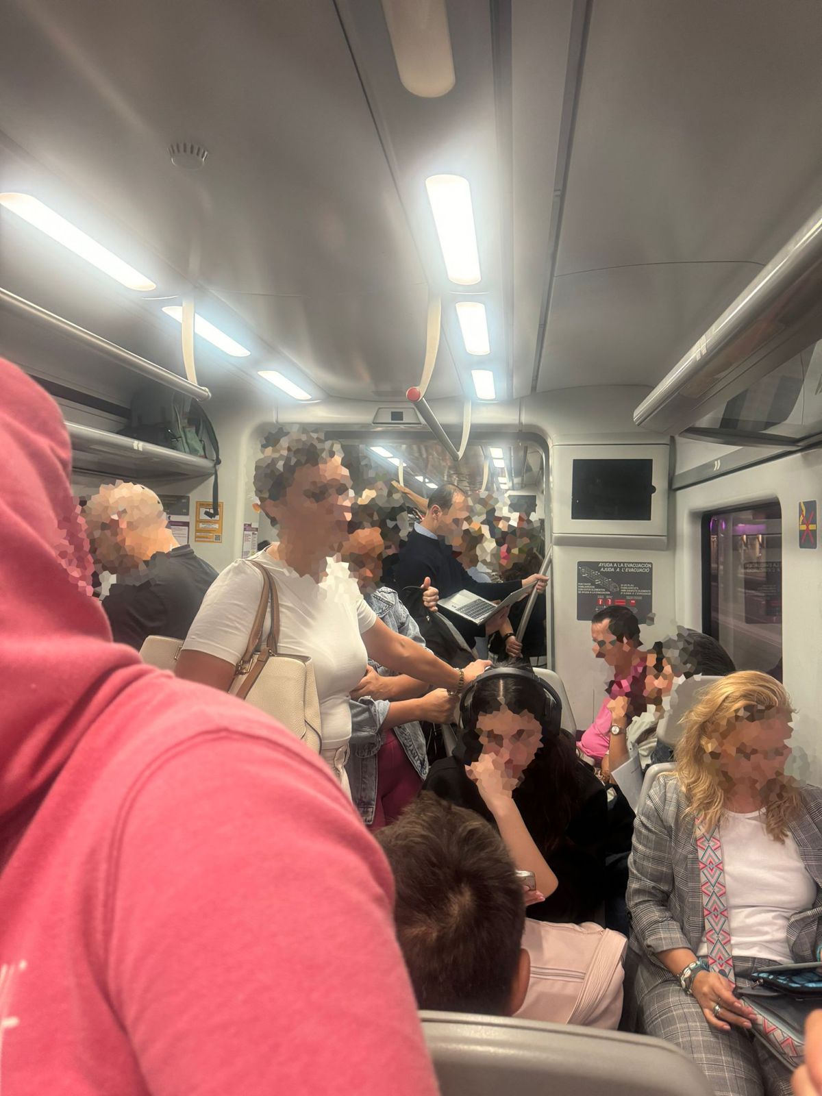 Cunit continua reclamant una major coordinació en el servei de Rodalies