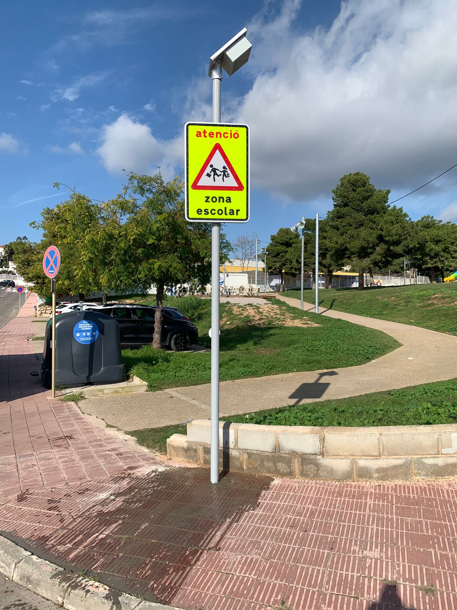 L’Ajuntament de Cunit millora la seguretat viària als entorns escolars