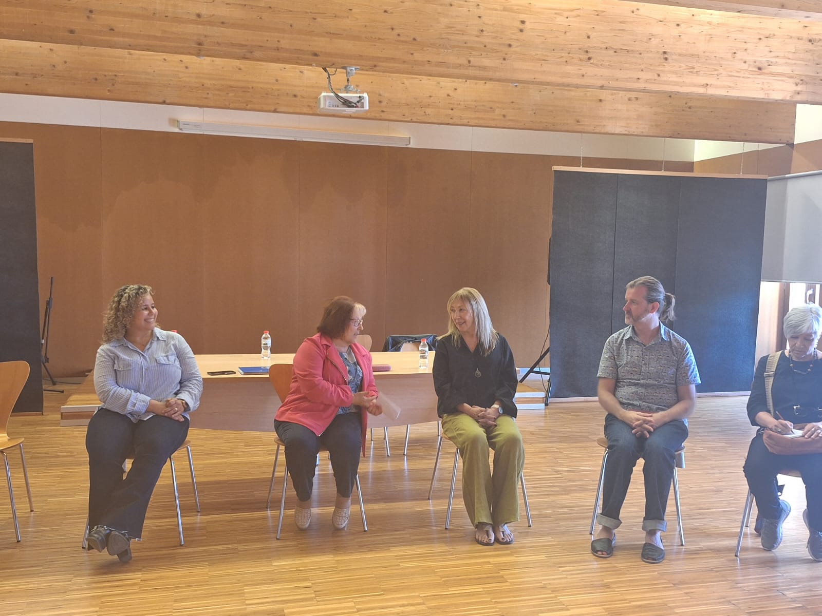 Xerrada a Cunit amb Maria Gabriela Rodríguez sobre la prevenció dels conflictes des de la gestió comunitària