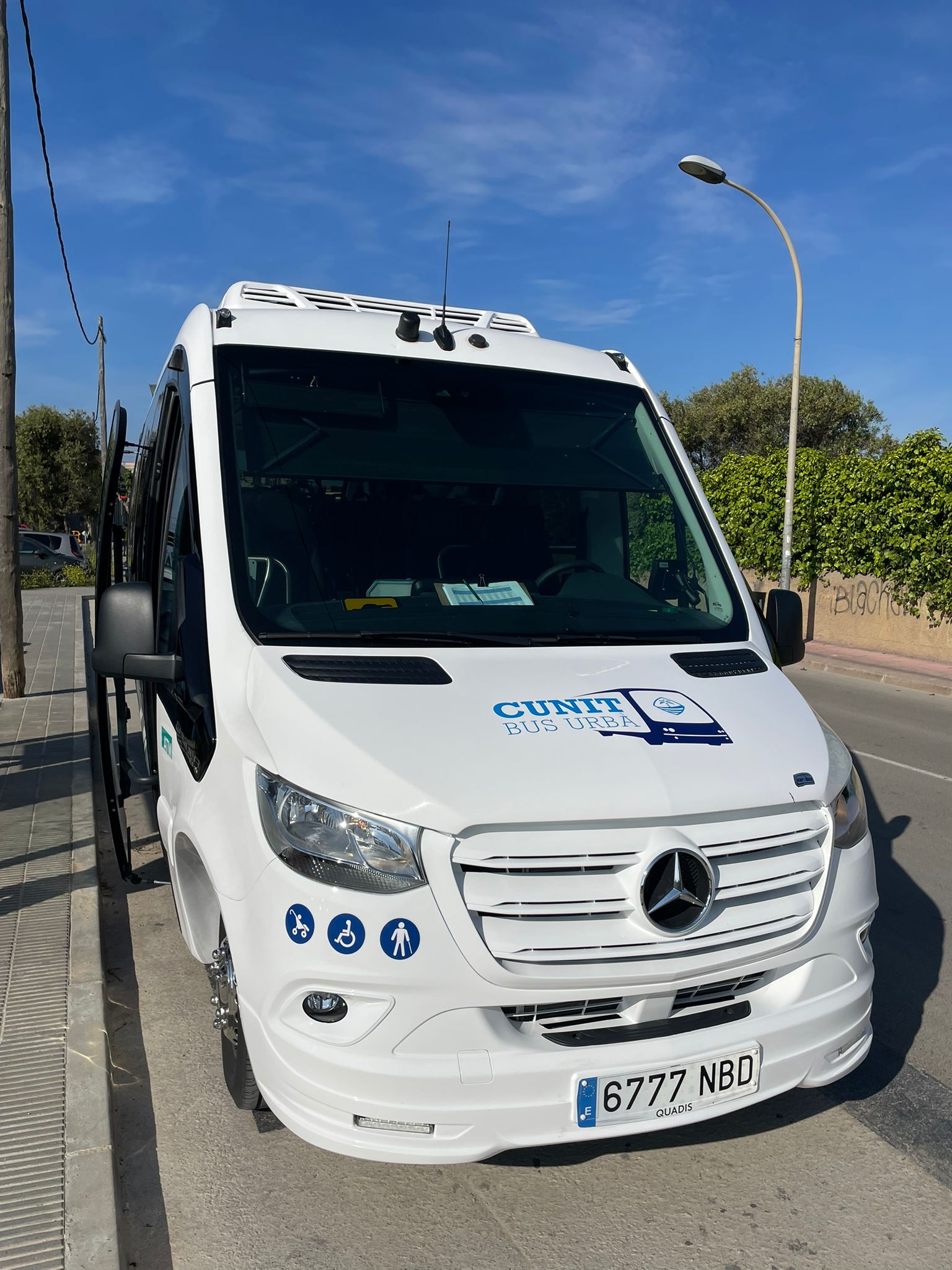 El servei de Bus urbà de Cunit incorpora un nou autobús operat per Bus Plana