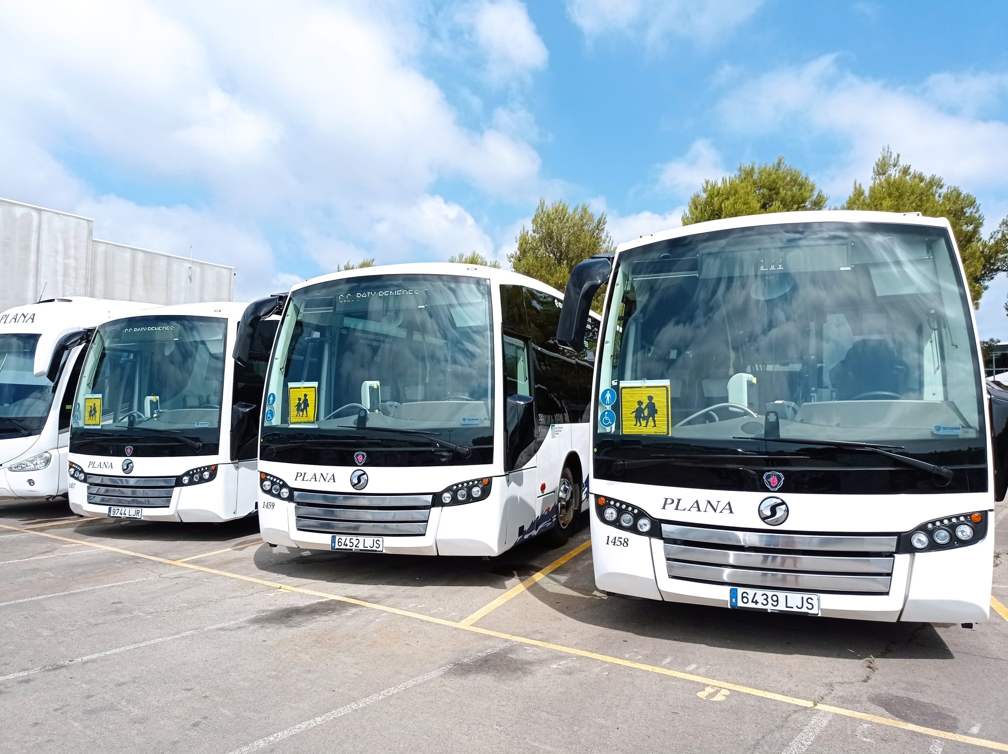 Obert el termini per sol·licitar el servei de transport escolar pel curs 2025-26 al Baix Penedès
