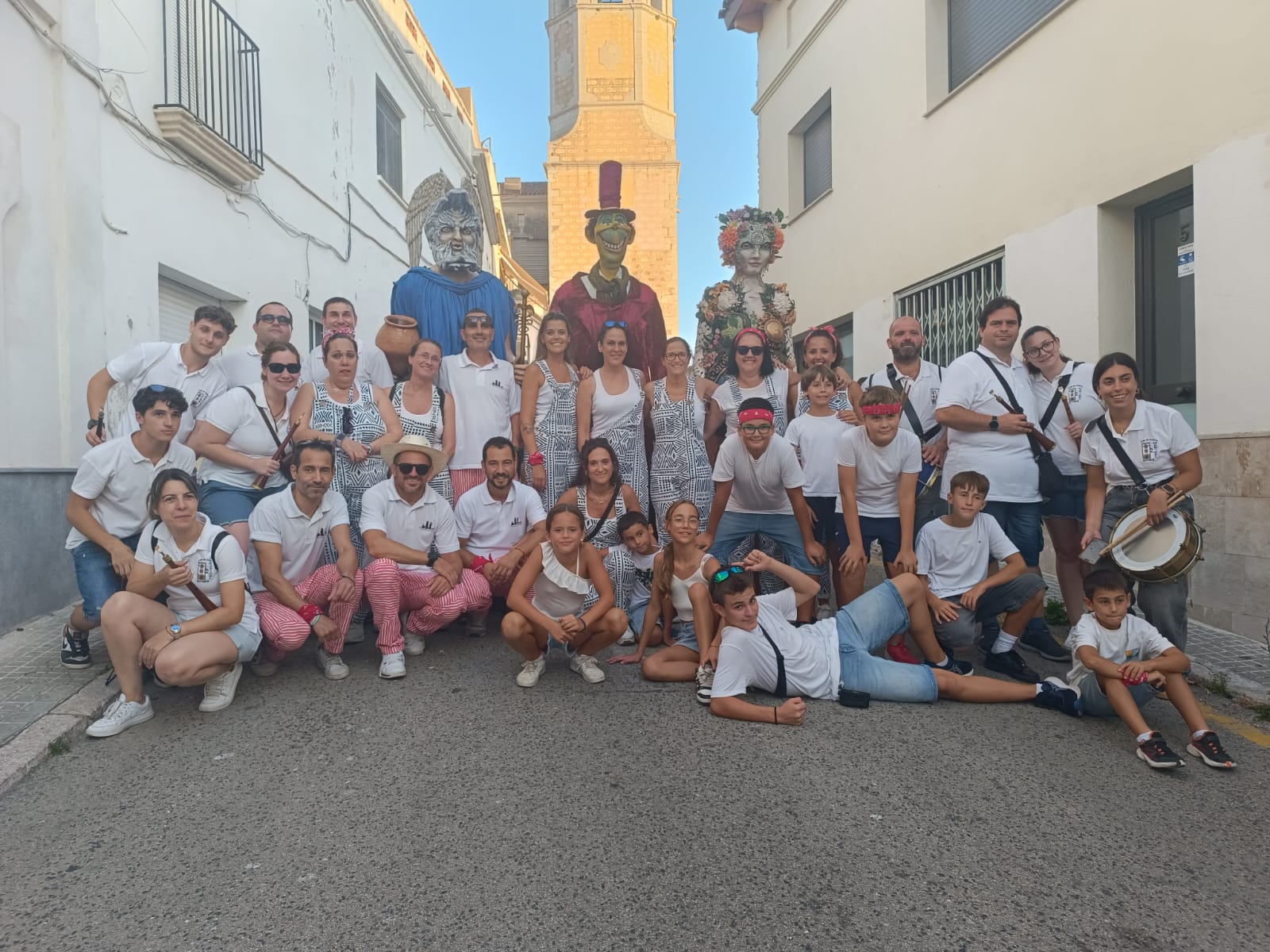 Els nous gegantons de Cunit, Terra i Aire, visiten la Festa Major Petita de Cubelles