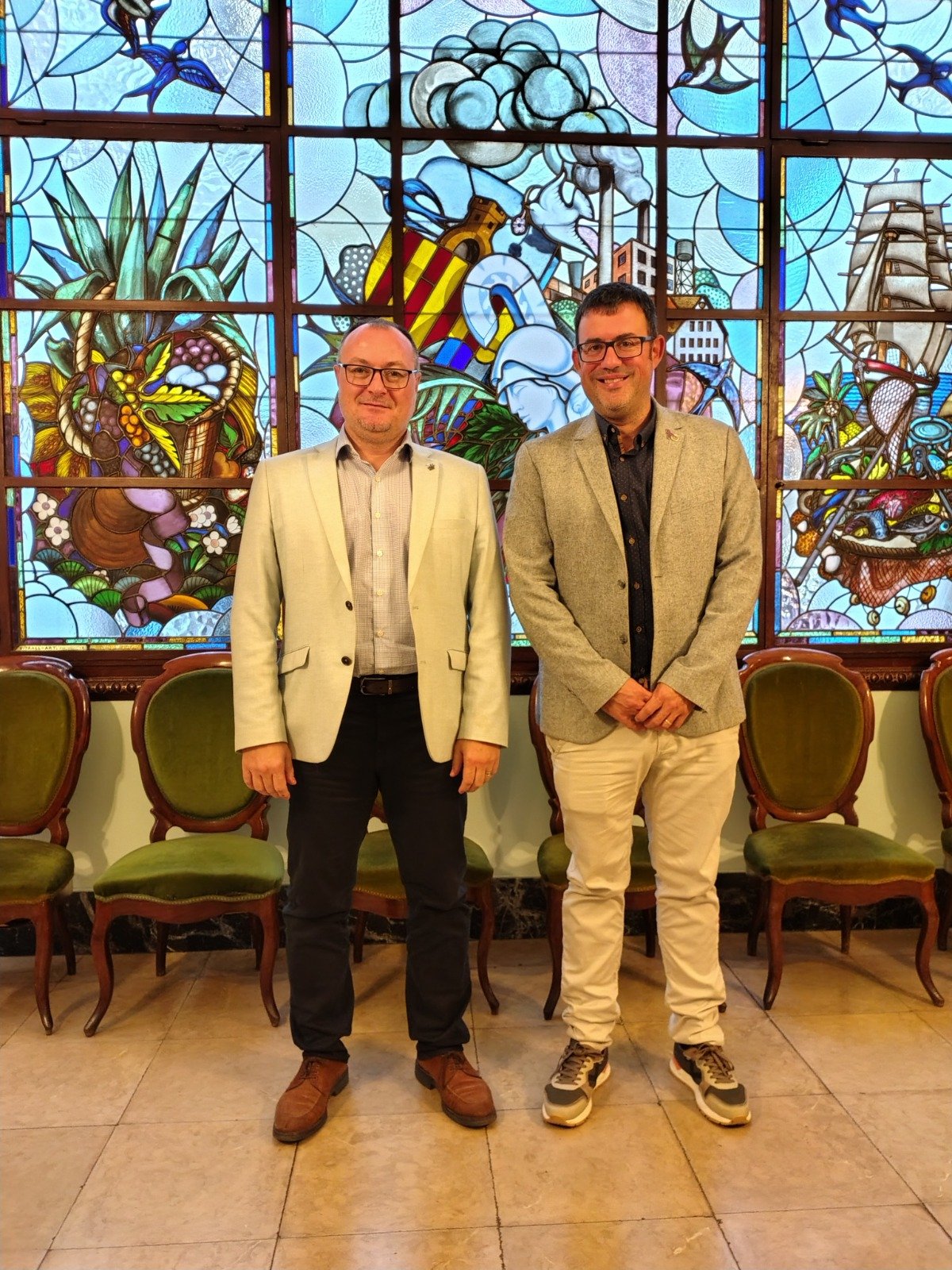 Reunió entre els alcaldes de Cunit i Vilanova i la Geltrú per abordar temes com el nou hospital comarcal i la necessitat de millorar la mobilitat entre Cunit i Vilanova i la Geltrú