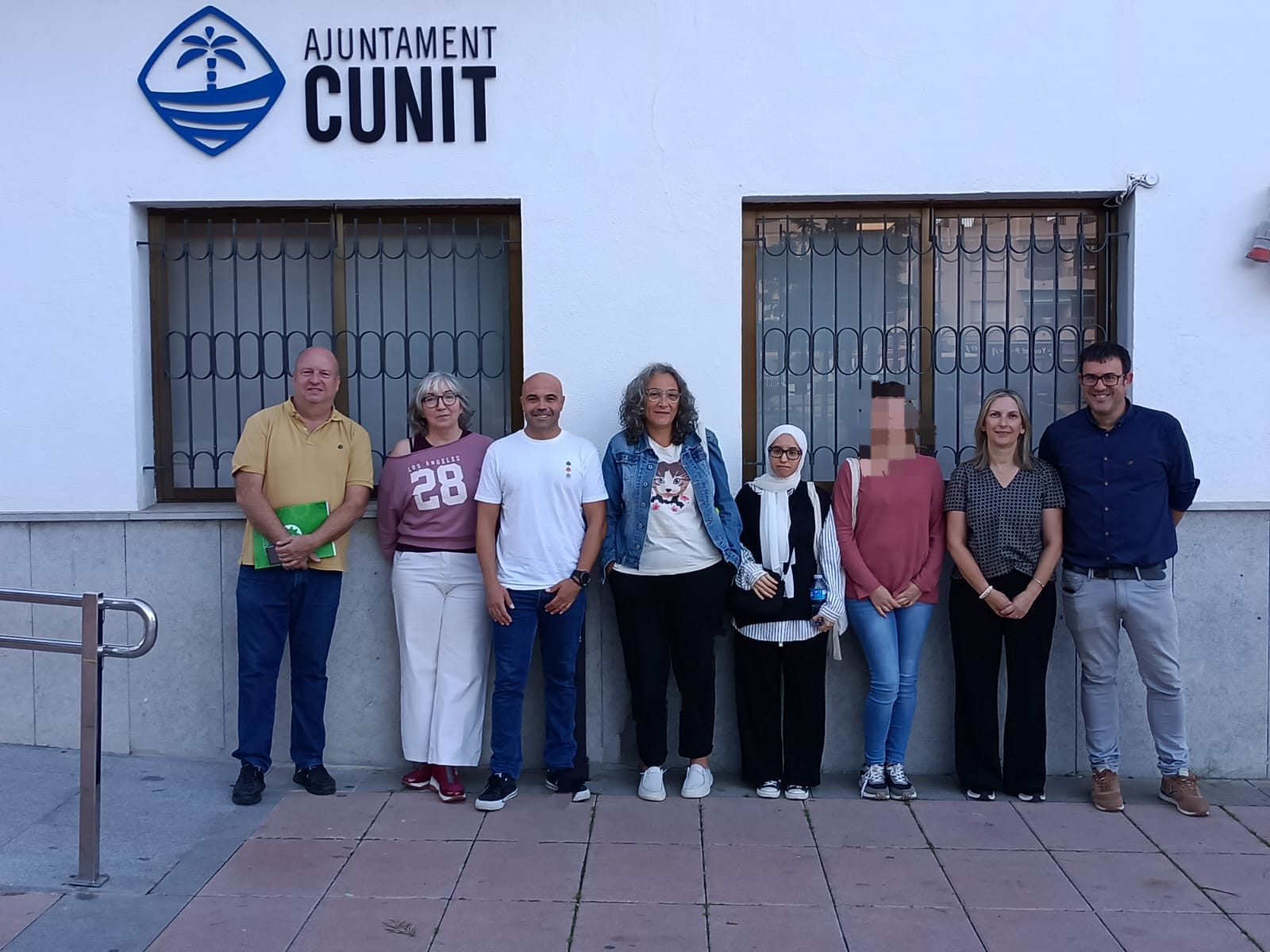 L’Ajuntament de Cunit dona la benvinguda a tres noves vetlladores escolars gràcies al programa Treball i Formació EELL