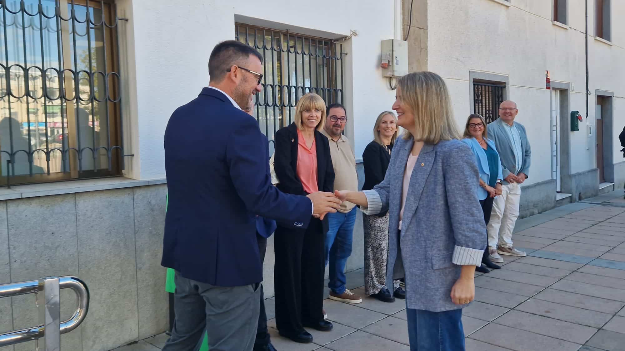 La consellera de Drets Socials visita Cunit i es reuneix amb el govern municipal per conèixer projectes comunitaris del municipi