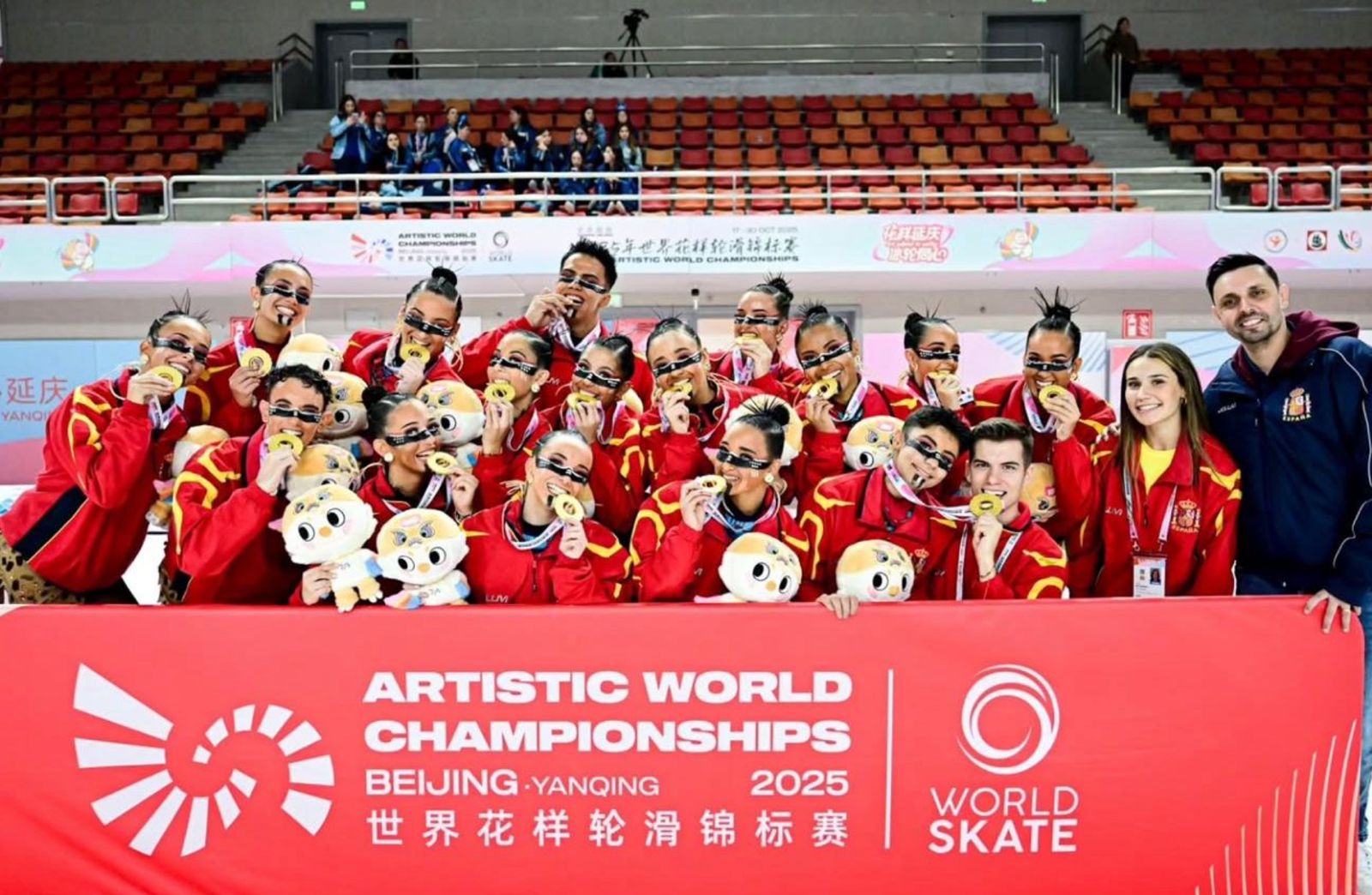 Èxit històric per a Cunit: l’Artistic Skating Cunit brilla al Mundial i retorna amb quatre ors i un bronze
