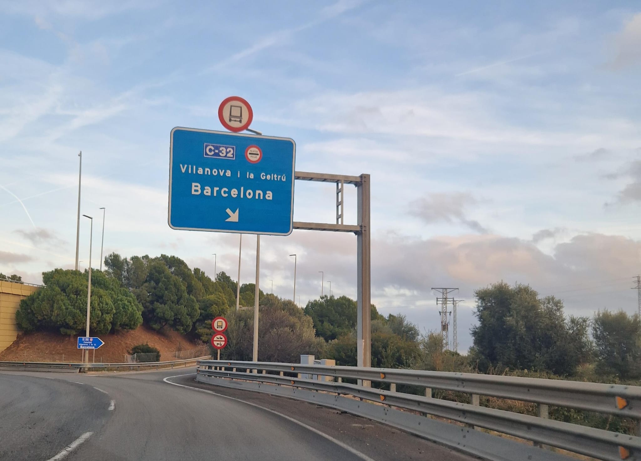 L’Ajuntament de Cunit reclama a la Generalitat que el tram Vendrell-Sitges sigui gratuït els festius